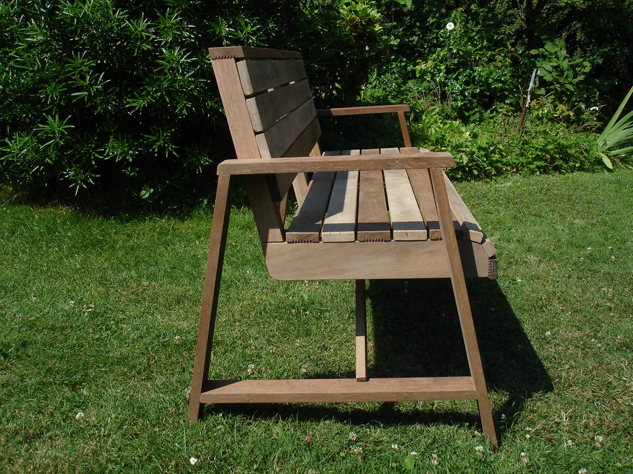 Banc de jardin