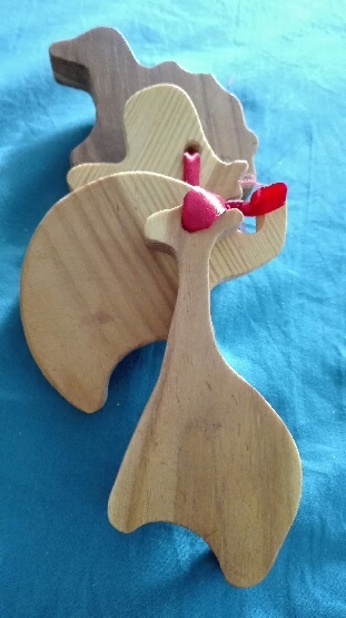 Figurines en bois recyclées