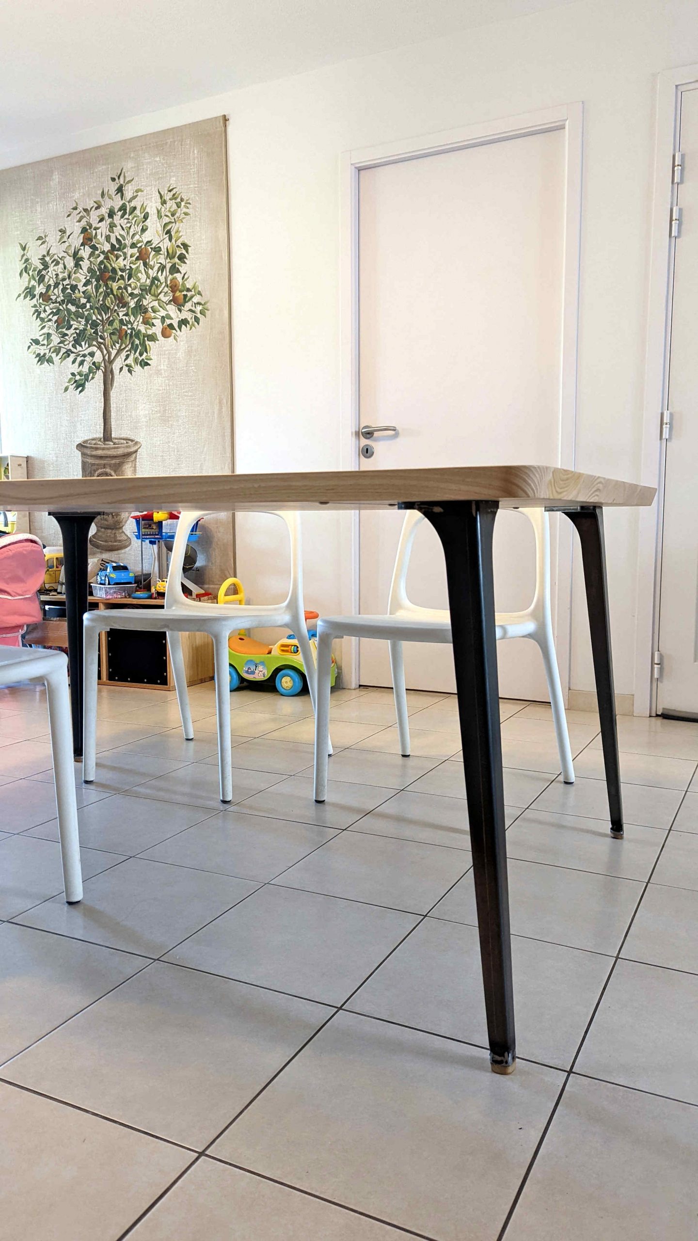 table en bois recycle et métal